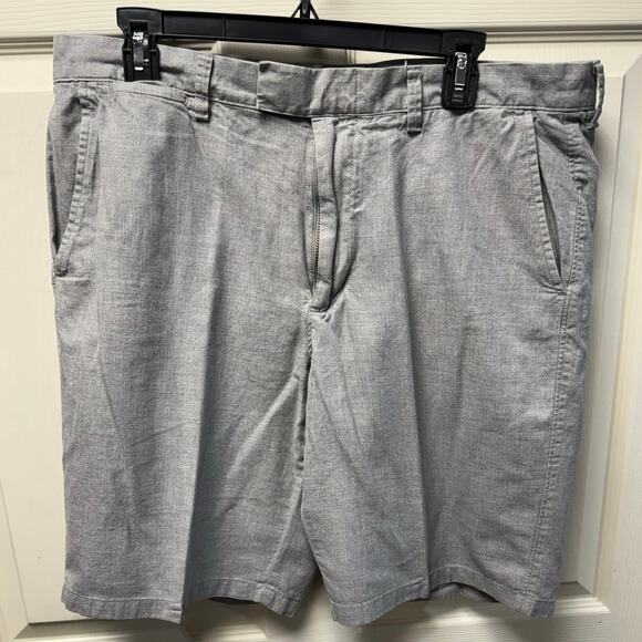 Shorts / J. Crew Club / Gray / Polka Dot classic / Size 36in waist 10.5 in / EUC - Picture 1 of 5